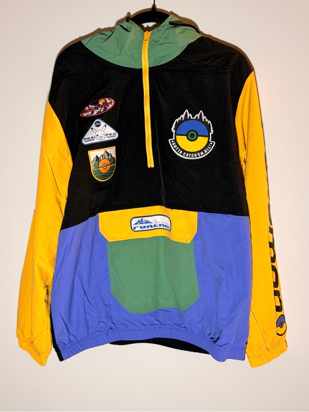 Nintendo Box Lunch Pokémon 1/4 Zip Hooded Pullover Jacket